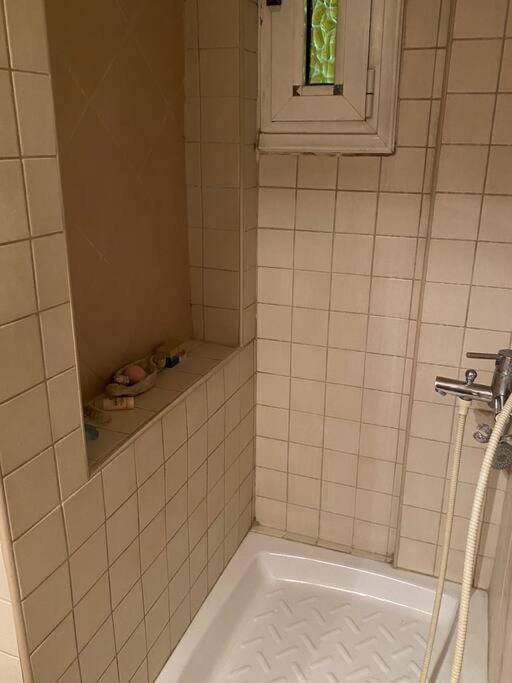 Cute 2Bdrm In Salonica Center Apartment Bagian luar foto